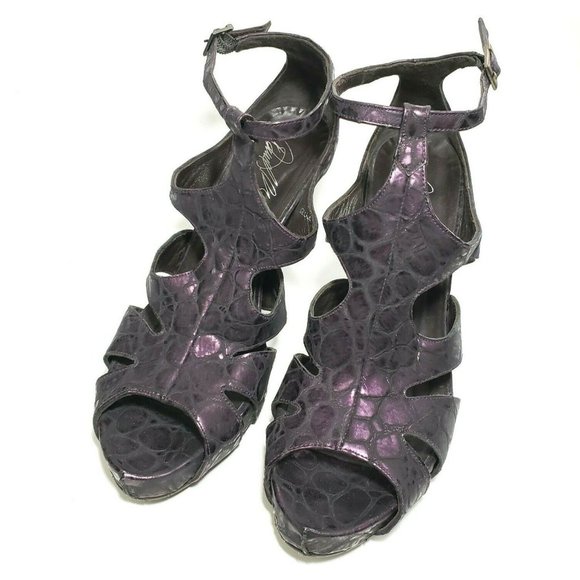 Donald Pliner Platform Strappy Glula High Heels - Picture 4 of 10